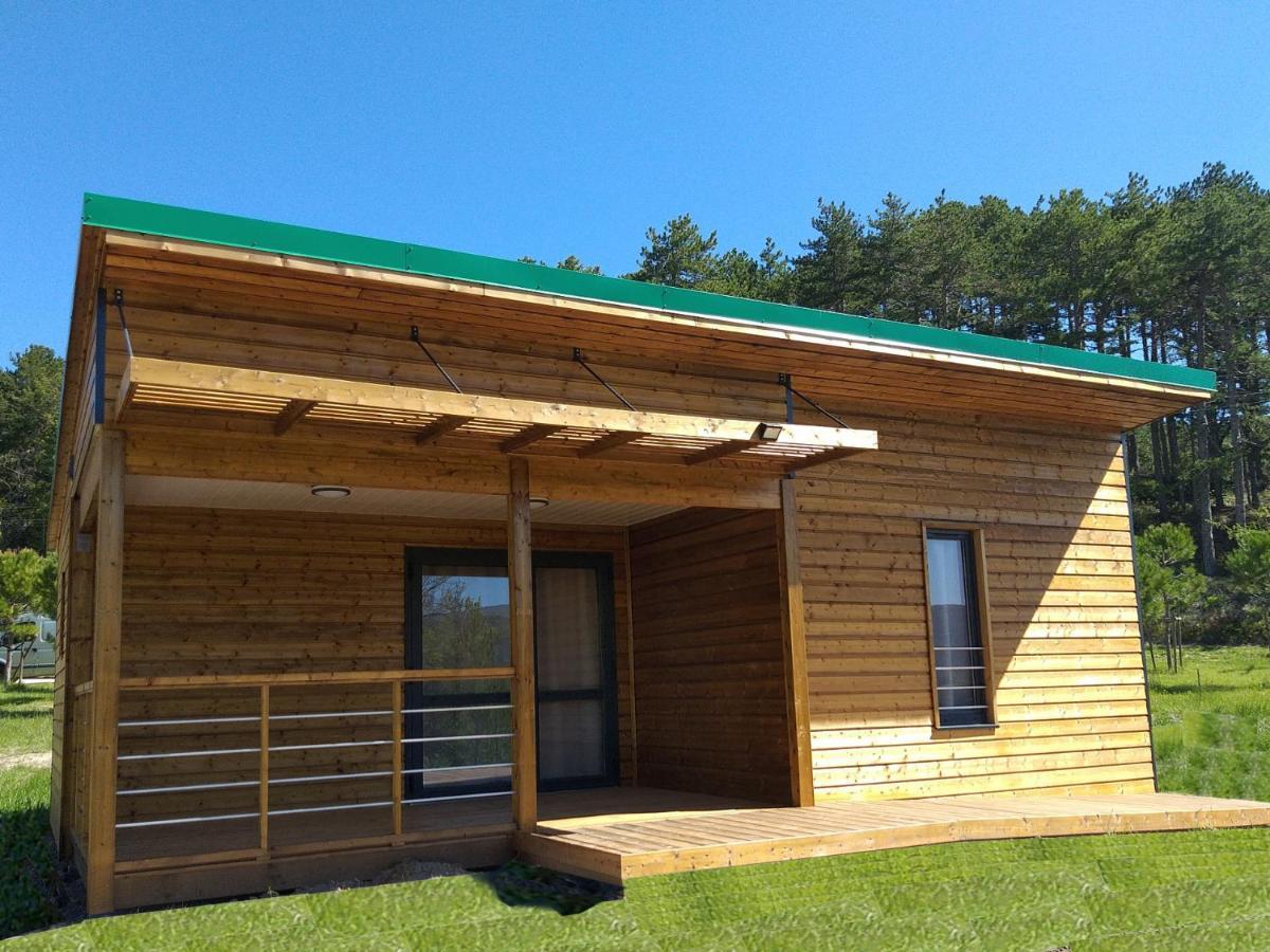 Les Chalets De Saint Maurice Dieulefit Eksteriør billede